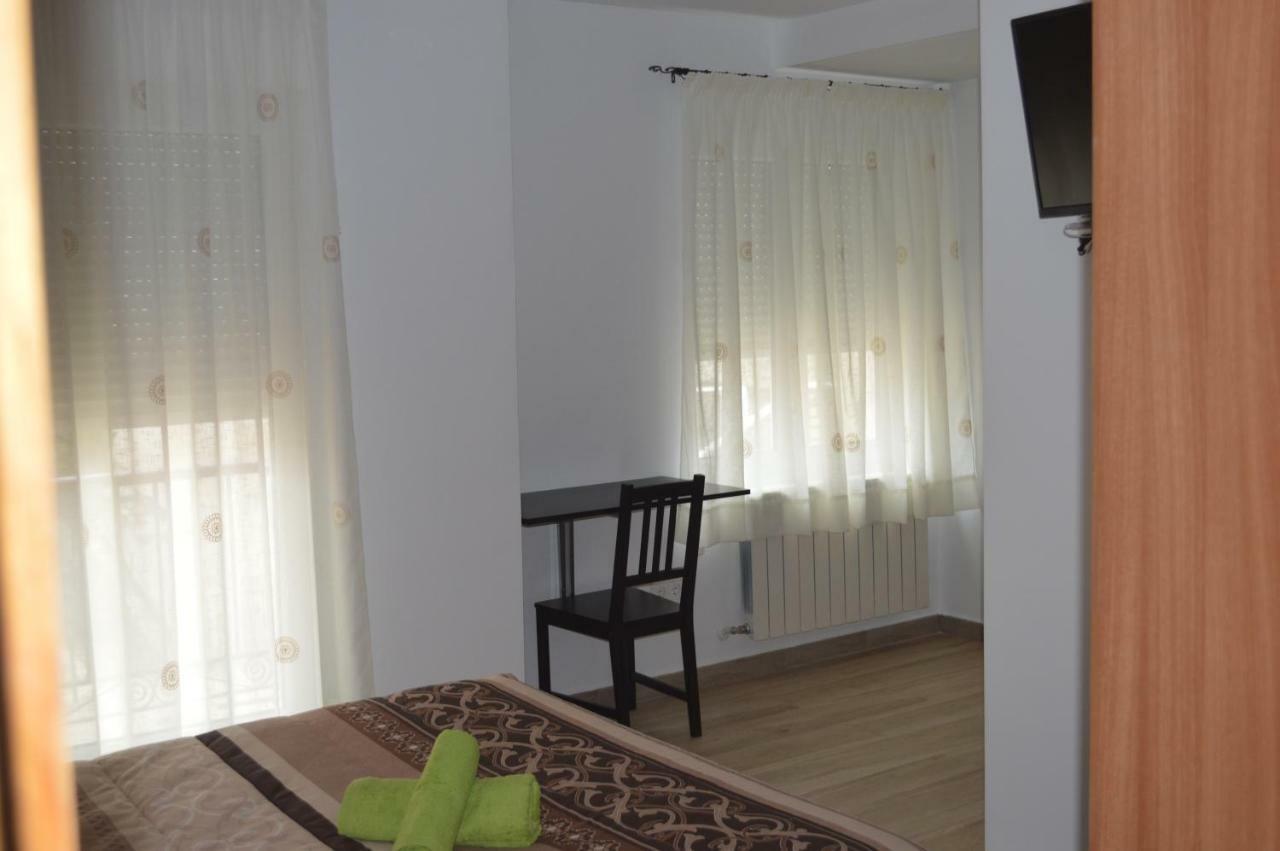Hostal Rural Amador Puente de Vadillos Zewnętrze zdjęcie